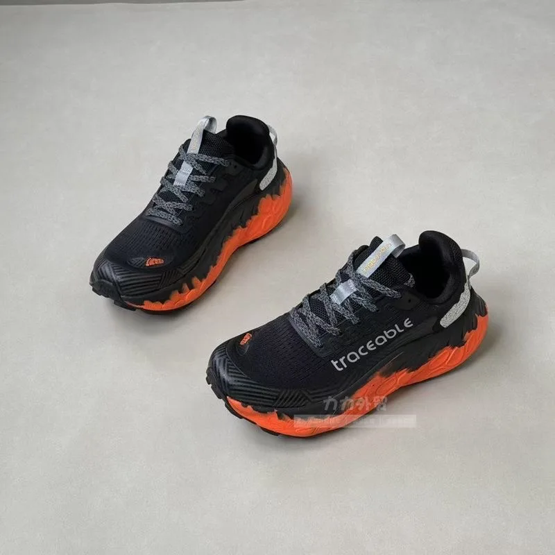 2026 Running Shoes For Unisex  - Luxury Lifestyle Brands 评论和价格